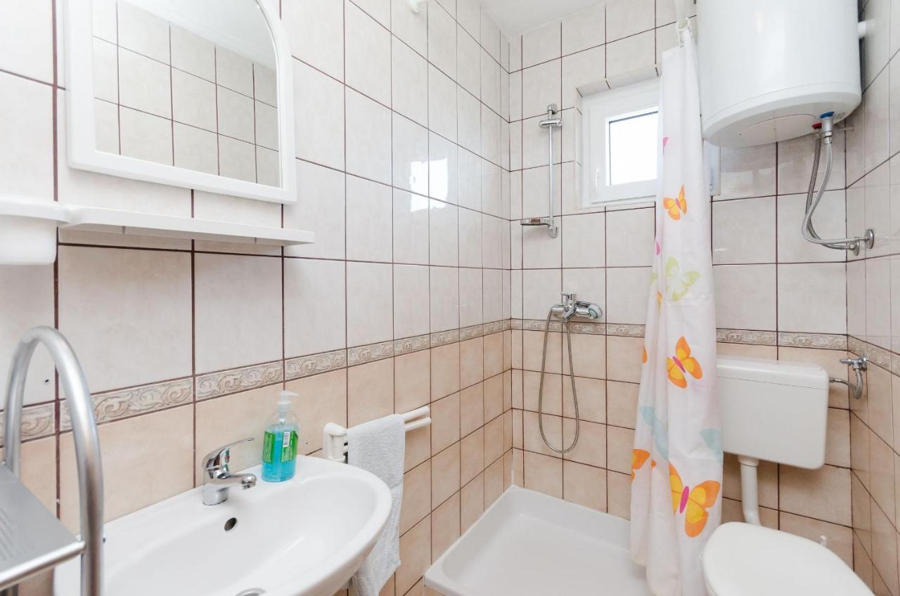 Apartments Albina Lopar Extérieur photo